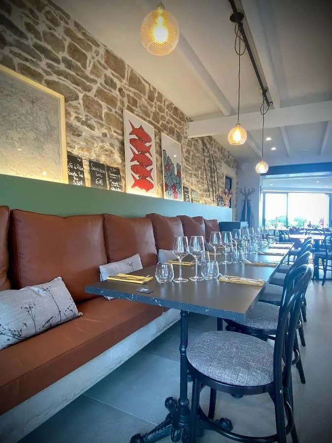 La Bellevue Bistrot Et Chambres D'Hotes Sene France