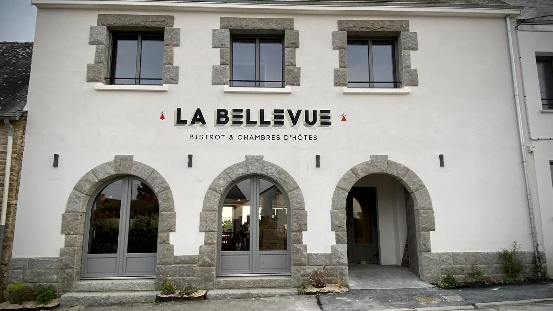 La Bellevue Bistrot Et Chambres D'Hotes Séné Frankreich