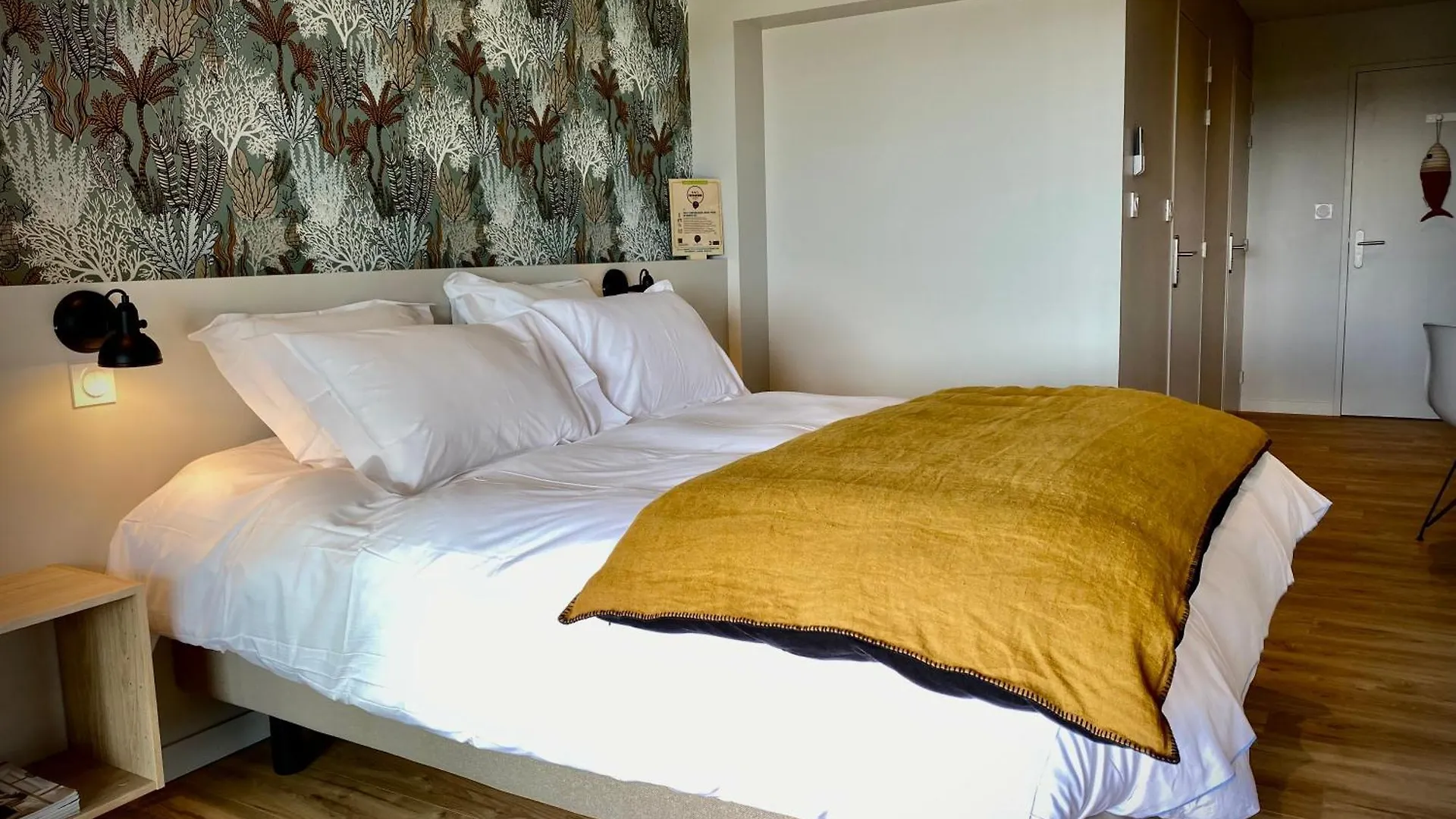 Bed and breakfast La Bellevue Bistrot Et Chambres D'Hotes Séné Francia
